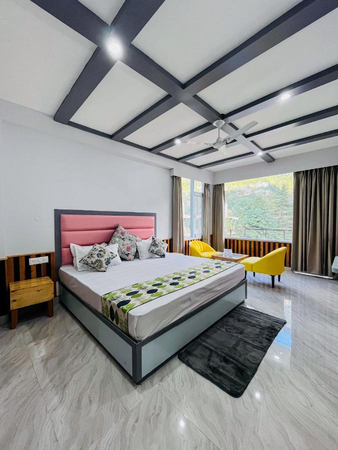 Apple Flower With Balcony And Mountain View Manali  Exterior photo